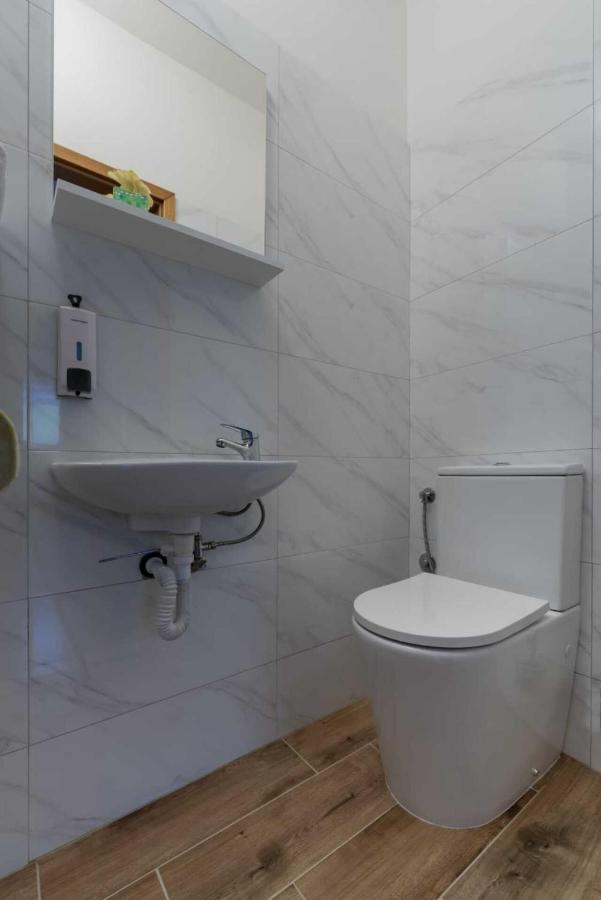 Cartolina Di Mare Apartment Podstrana Ngoại thất bức ảnh